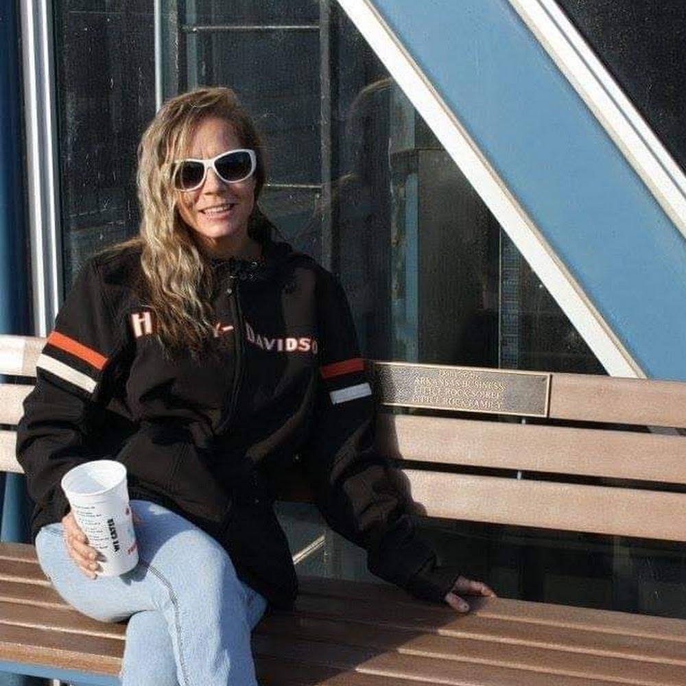 Meet your Posher, Linda